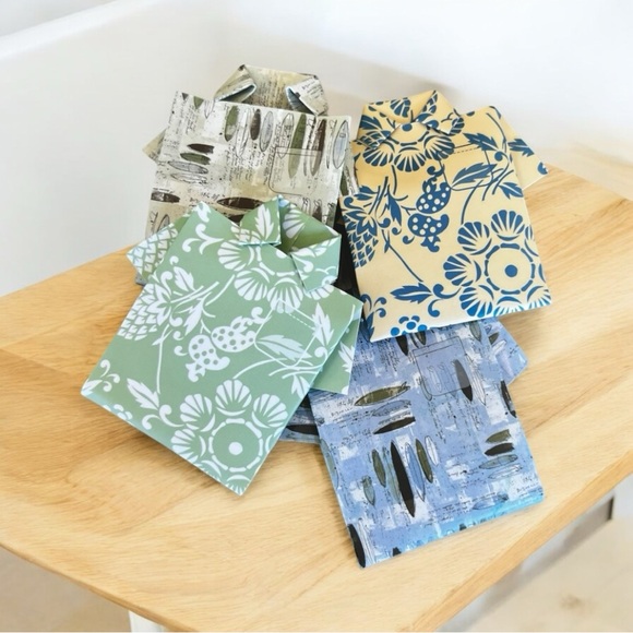 Hawaiian Airlines Salt & Pepper ORIGAMI Aloha Shirt Collectible Souvenir New - Picture 16 of 16